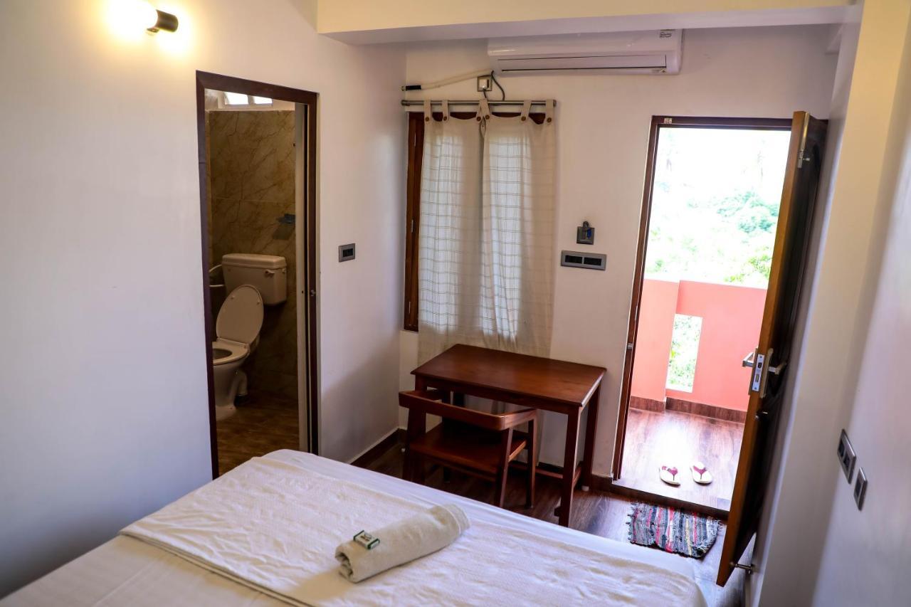 French Villa Pondicherry Exterior photo