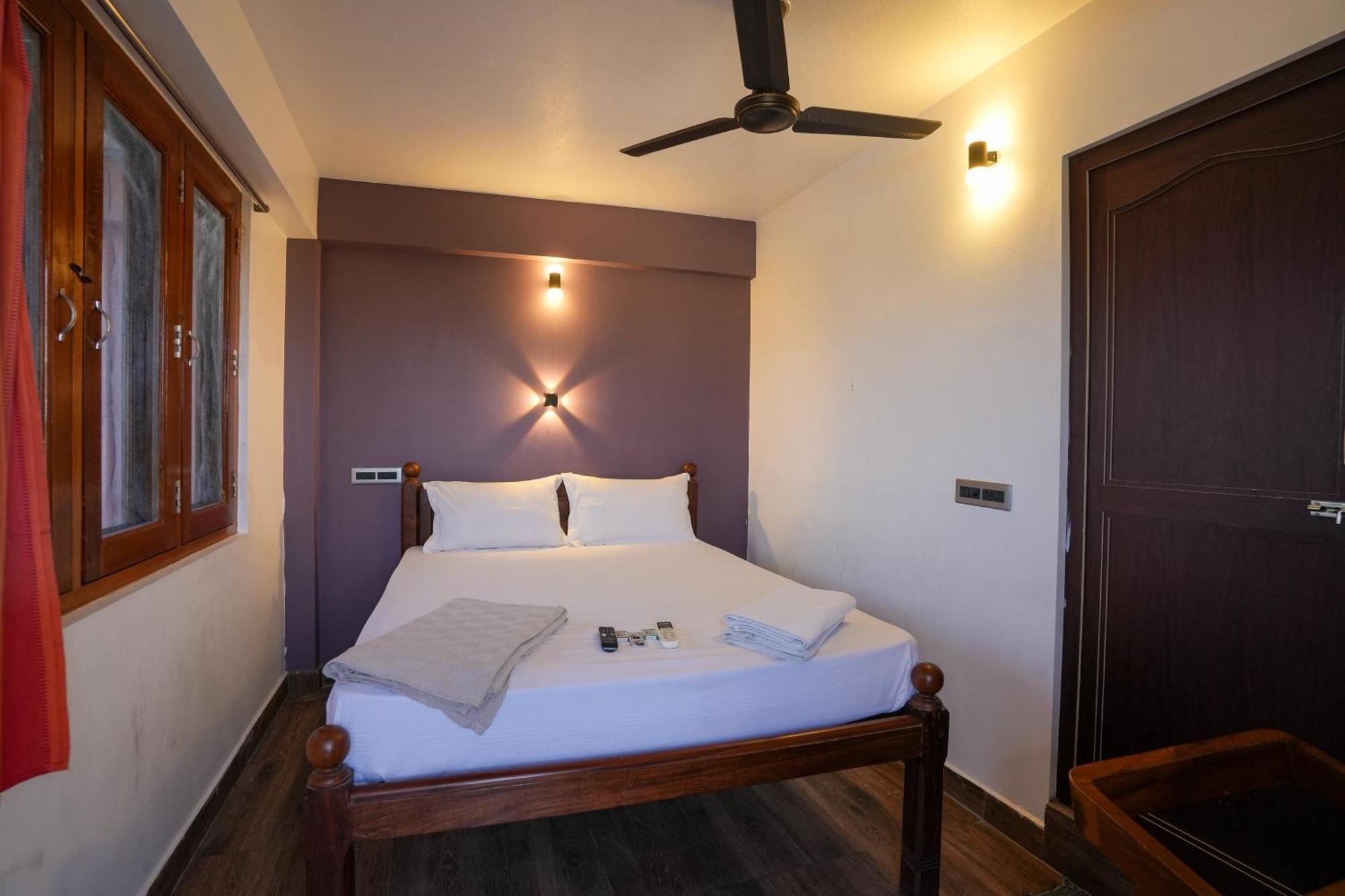 French Villa Pondicherry Exterior photo