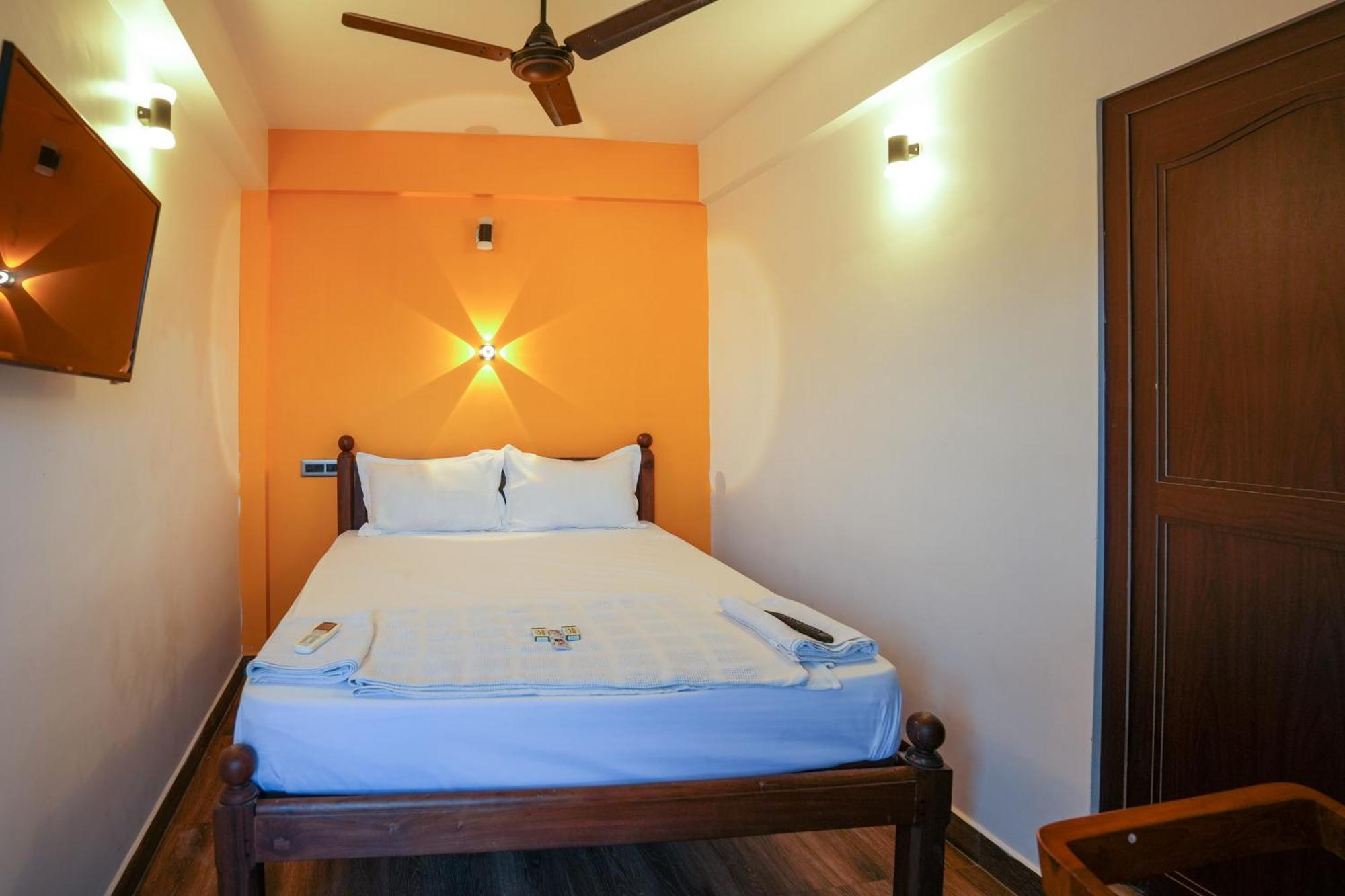 French Villa Pondicherry Exterior photo
