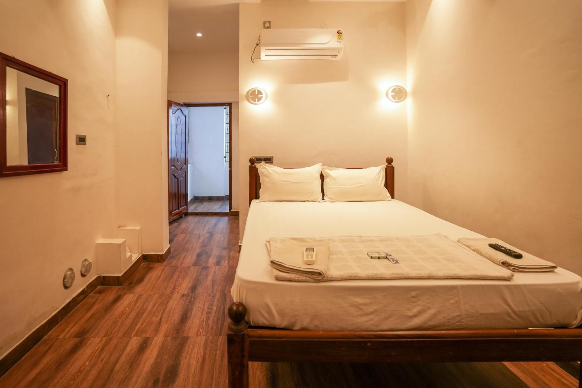 French Villa Pondicherry Exterior photo