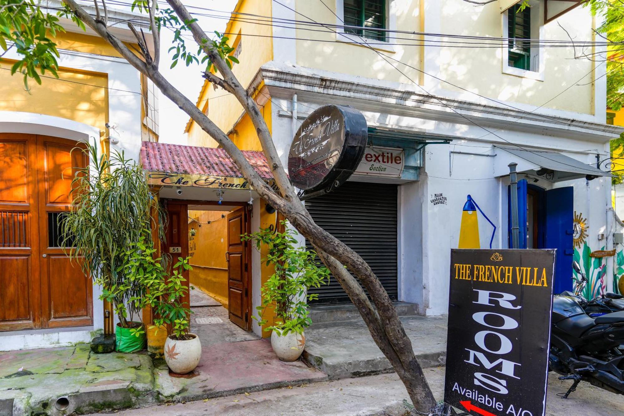 French Villa Pondicherry Exterior photo
