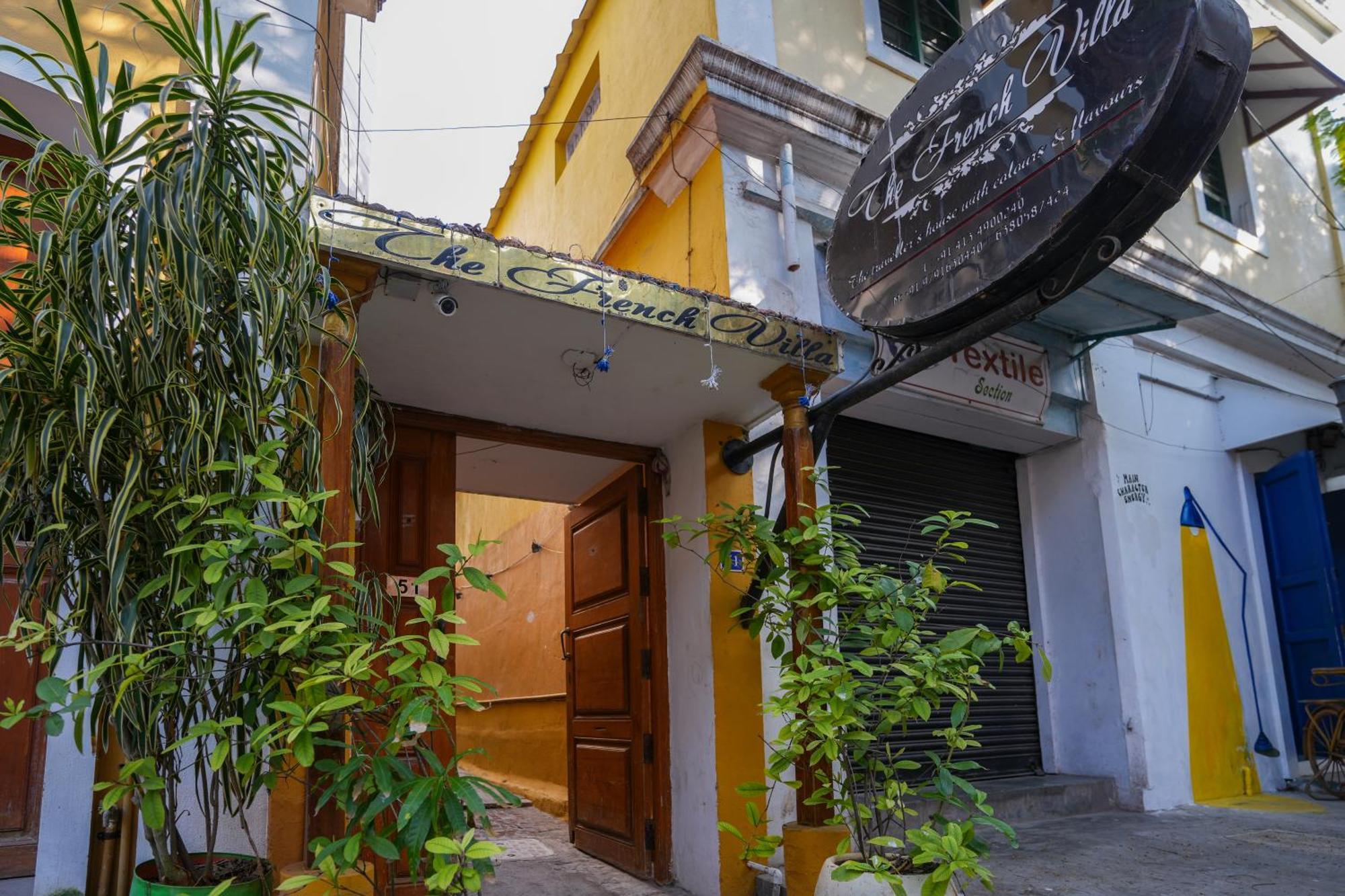 French Villa Pondicherry Exterior photo