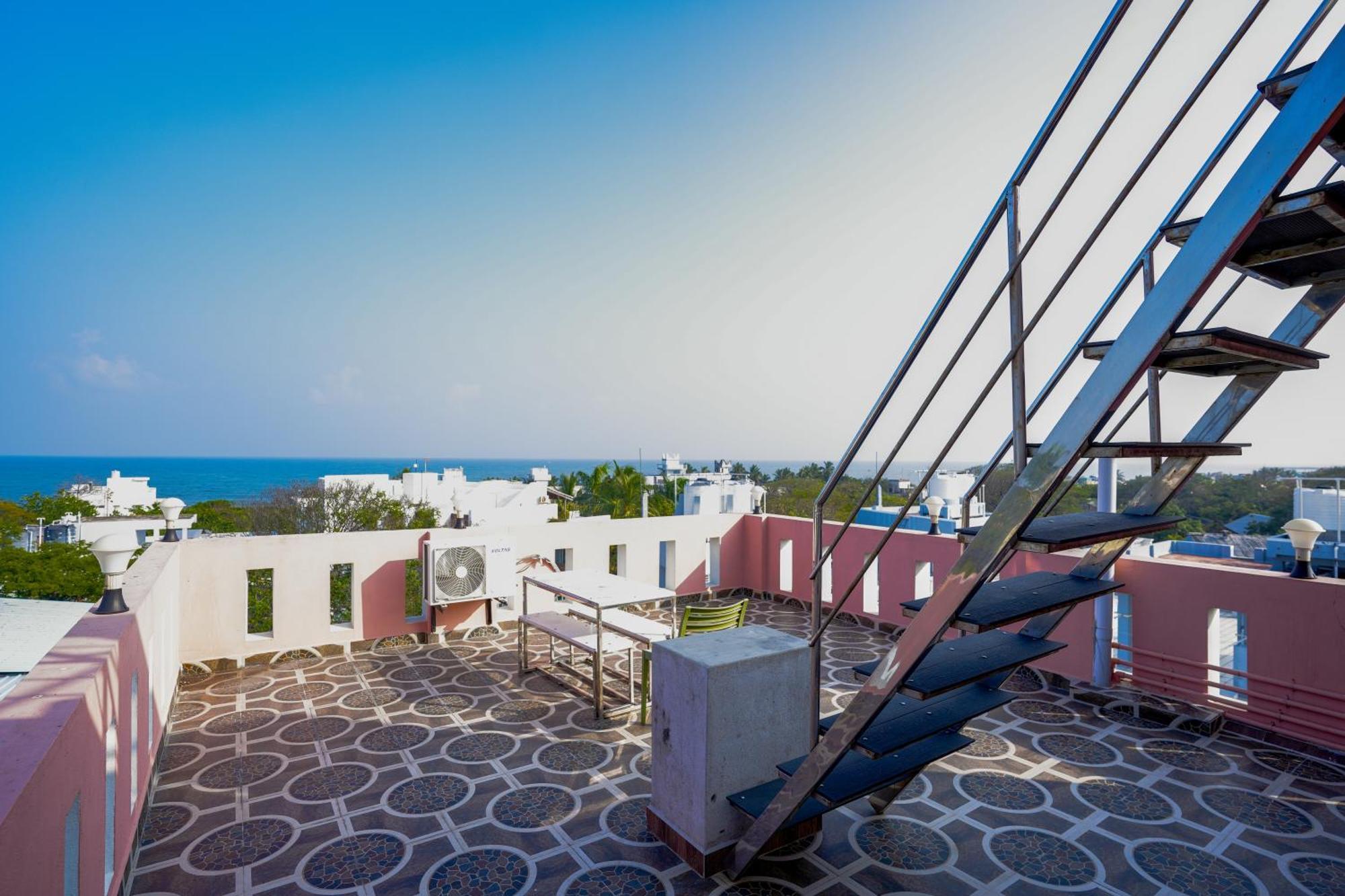 French Villa Pondicherry Exterior photo