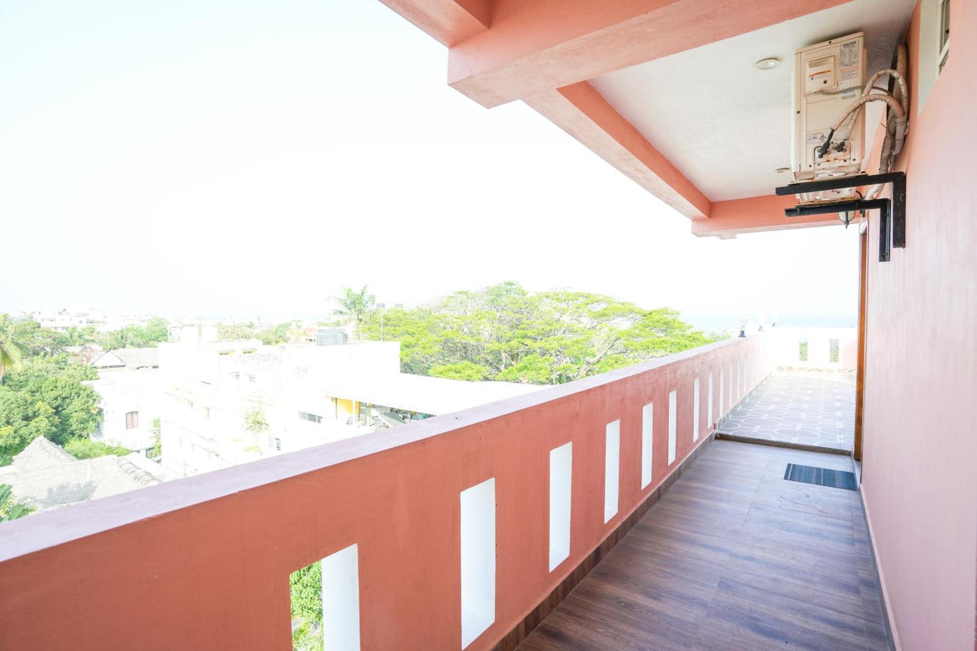French Villa Pondicherry Exterior photo