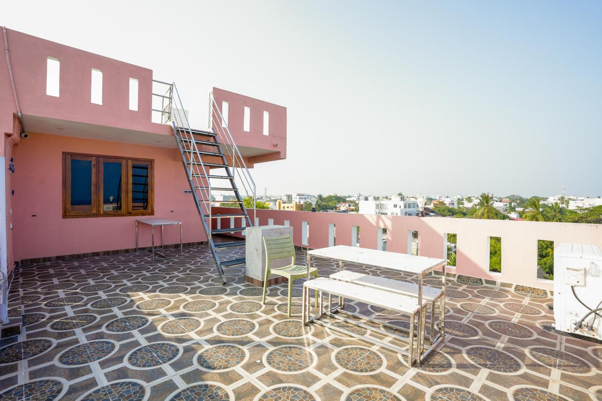 French Villa Pondicherry Exterior photo