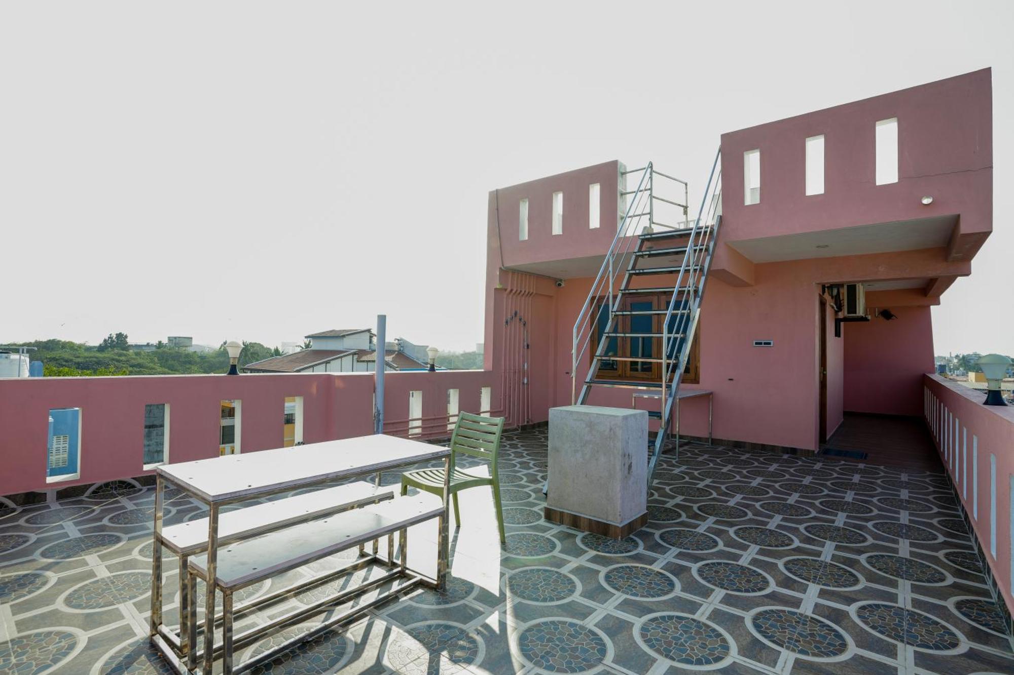 French Villa Pondicherry Exterior photo