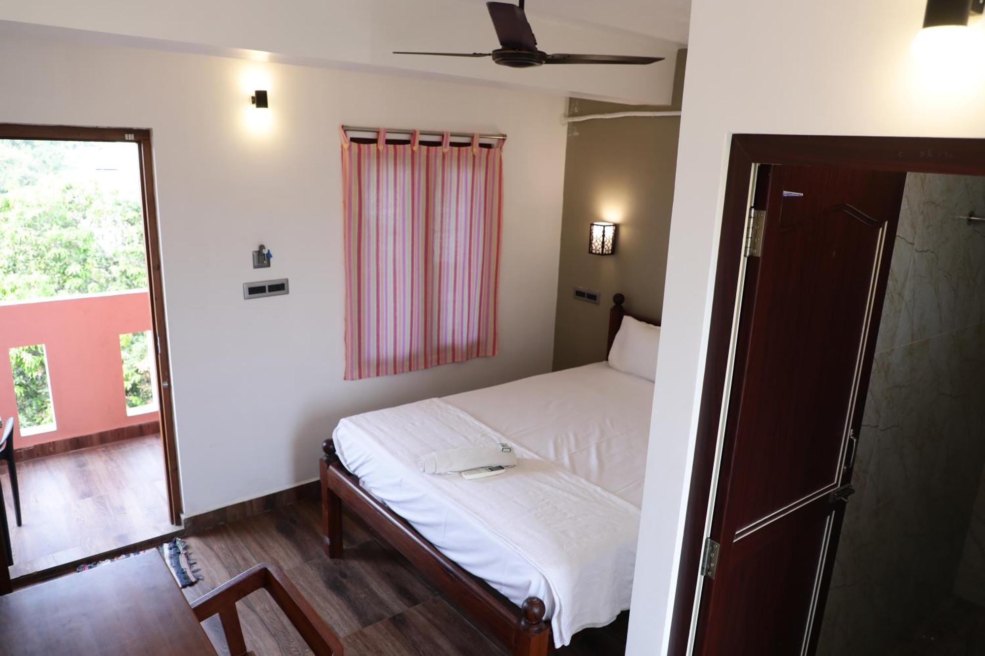 French Villa Pondicherry Exterior photo